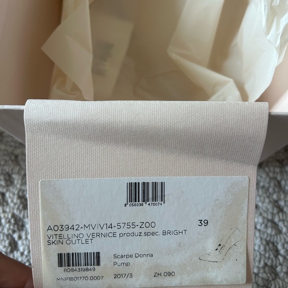 Brand new, never worn tan Sergio Rossi heels. - Picture 2 of 6